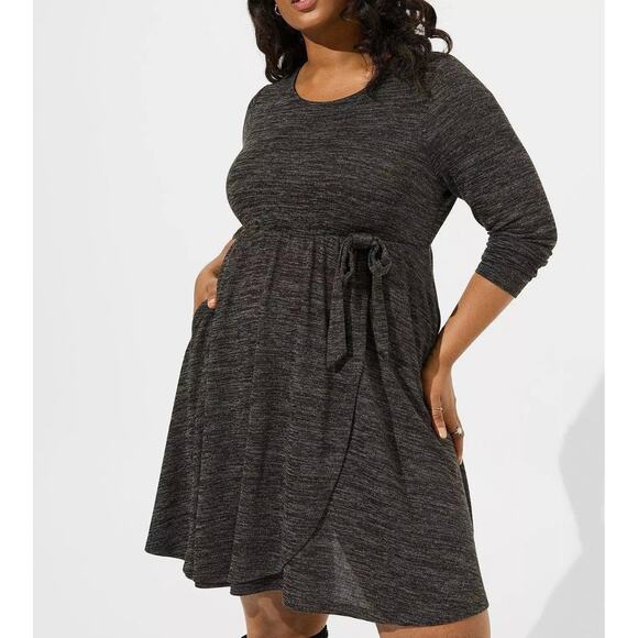 Torrid Plus Size 4 Super Soft Plush Hacci Faux Wrap Dark Gray Long Sleeve Dress - Picture 2 of 3